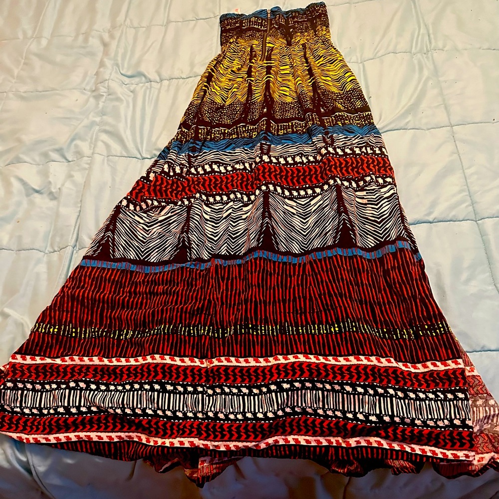 Maxi strapless ethic patterned dress